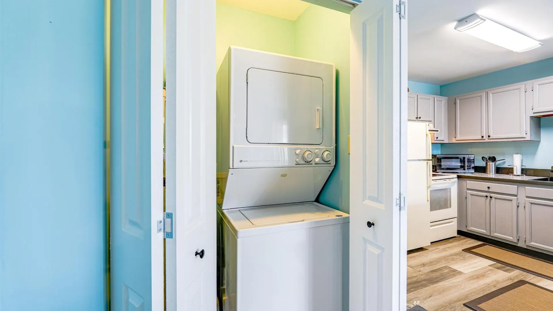 Ocean City Condo - 2 Blocks To Beach And Boardwalk!